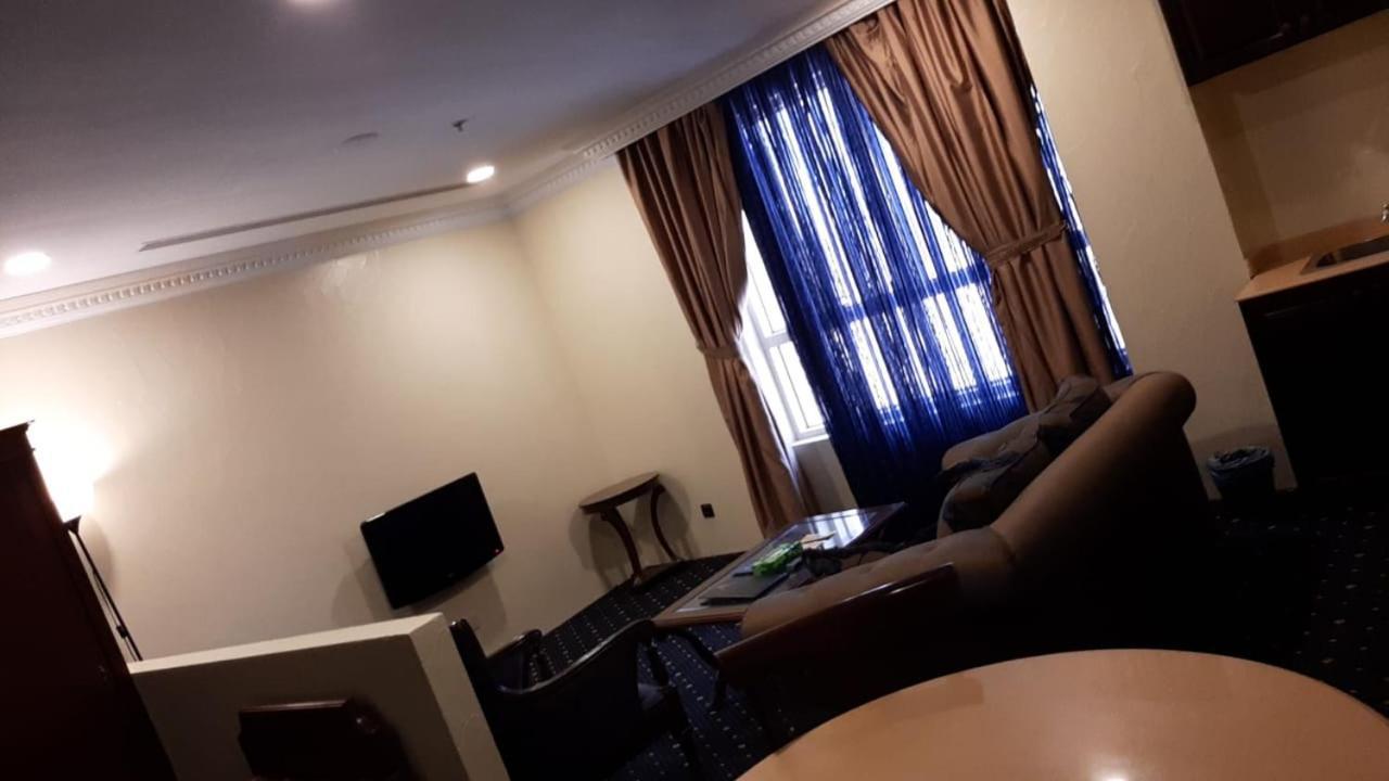 Rooz Park Hotel Al Khobar Ngoại thất bức ảnh